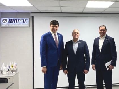 Михаил Зубарев провел ряд встреч с сотрудниками сухоложских подразделений компании ФОРЭС