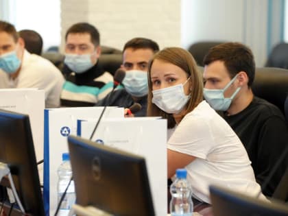 Директор Белоярской АЭС рассказал молодым сотрудникам карьерных возможностях