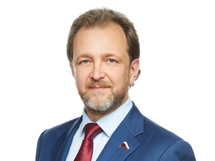 Поздравления уральцам с Днем строителя