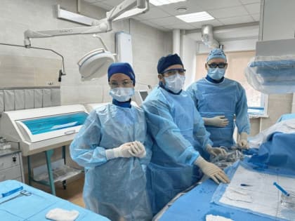 В Асбесте хирурги впервые выполнили пациенту  стентирование сонной артерии