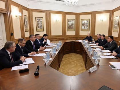 Евгений Куйвашев и Дмитрий Крутой обсудили развитие кооперации в промышленности и участие Республики Беларусь в ИННОПРОМ-2023