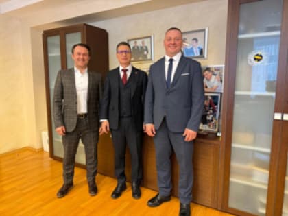 На повестке - развитие тяжелой атлетики в Свердловской области