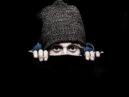 "Сотрудники" портала госуслуг и ЦБ выманили у жителя Каменска-Уральского 242 тысячи рублей. Рассказываем, как им это удалось