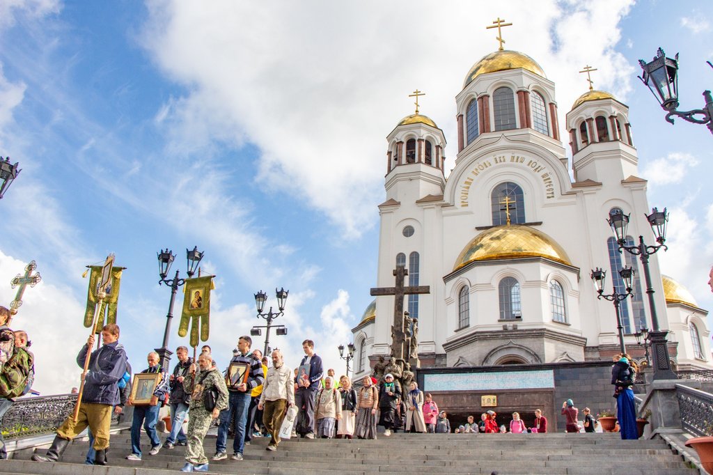 Екатеринбург храм Саровского