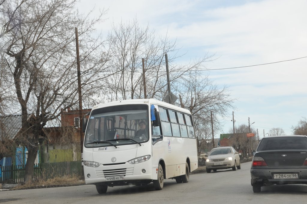 Автобус красногвардейское нижнегорский. Свердловская область автобусы. Табличка заказной на автобус.