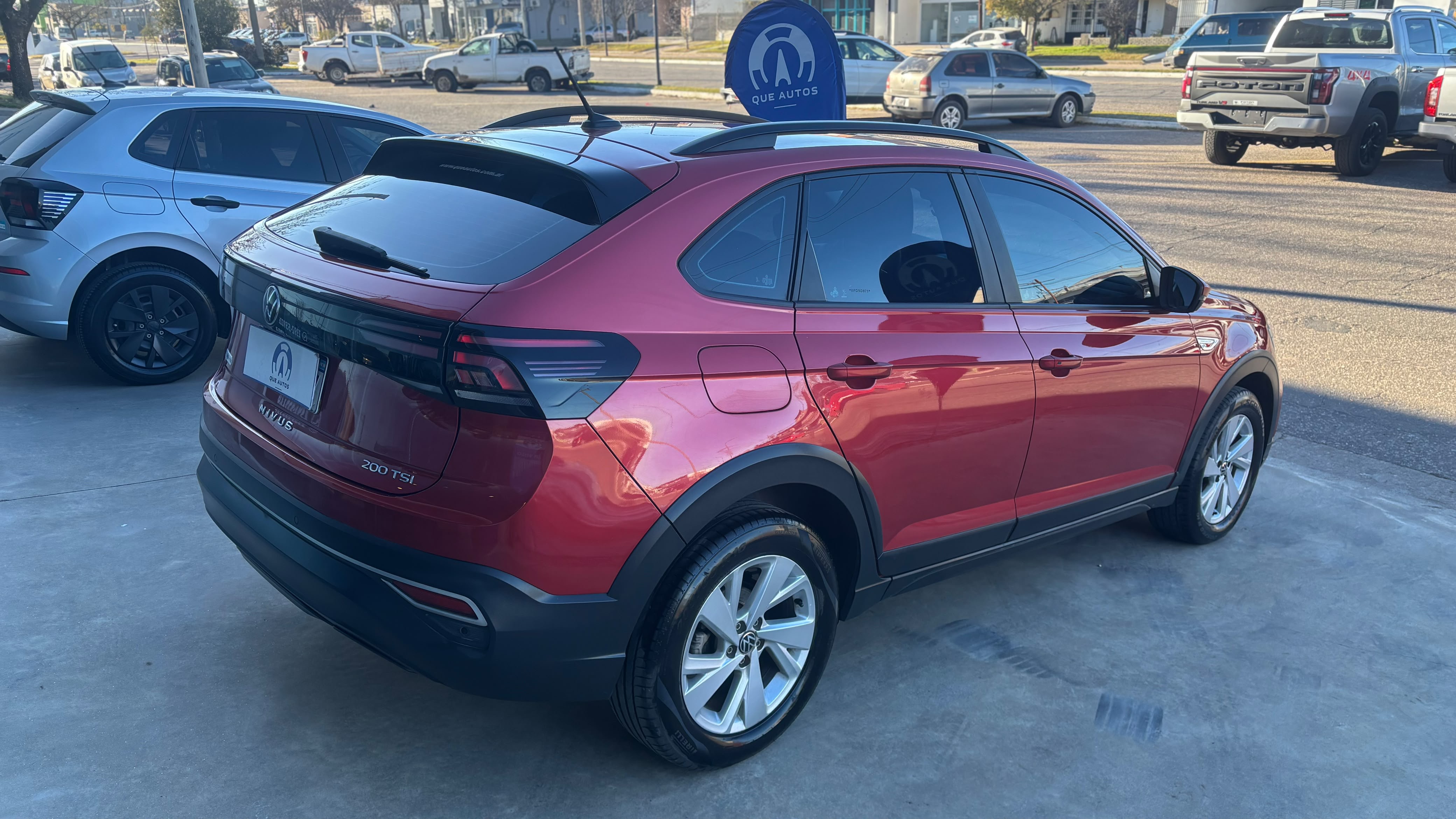 VOLKSWAGEN NIVUS COMFORTLINE 200 TSI AT