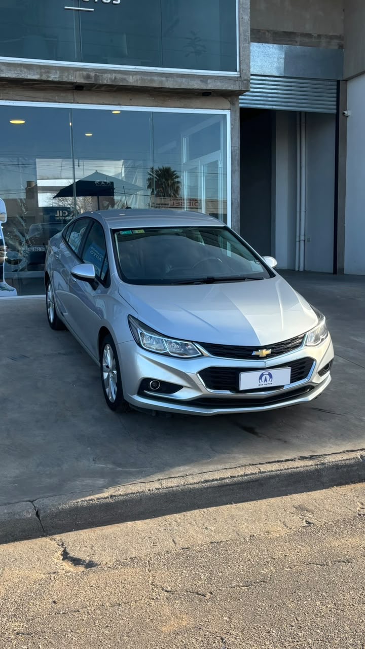CHEVROLET CRUZE 4P 1.4 TURBO LT MT