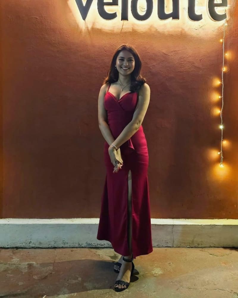 Esha Gupta - Escort in Akurdi, Pune