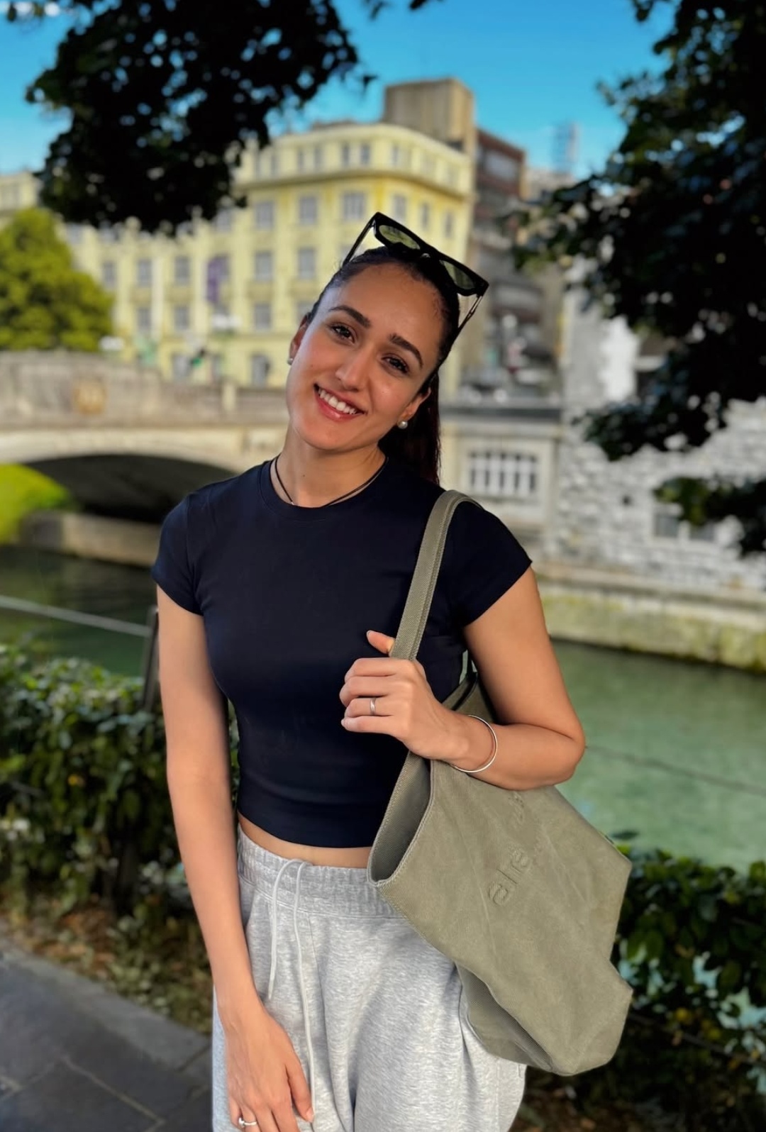 Manika Batra 