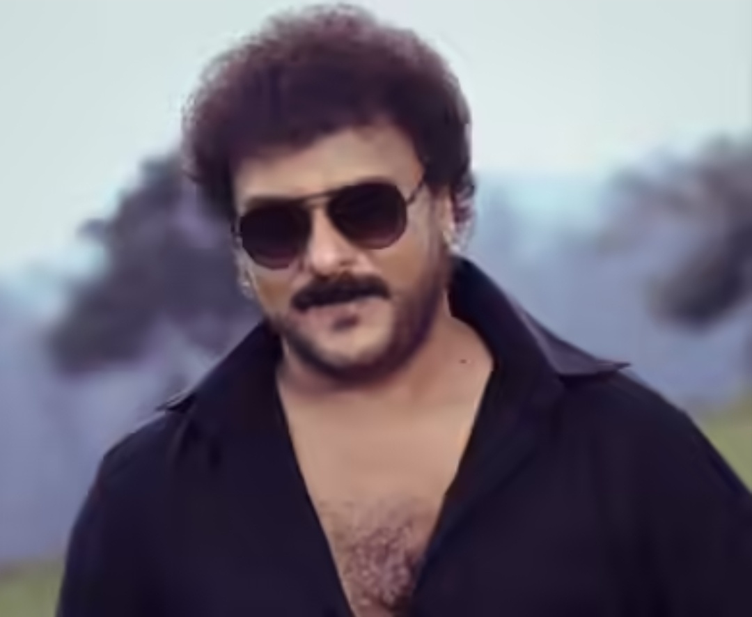 ​V. Ravichandran