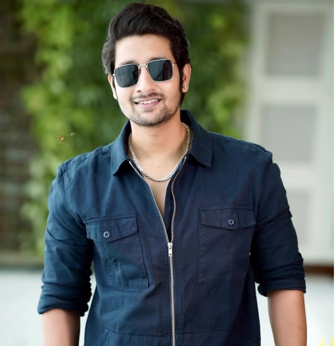 Akash Thosar