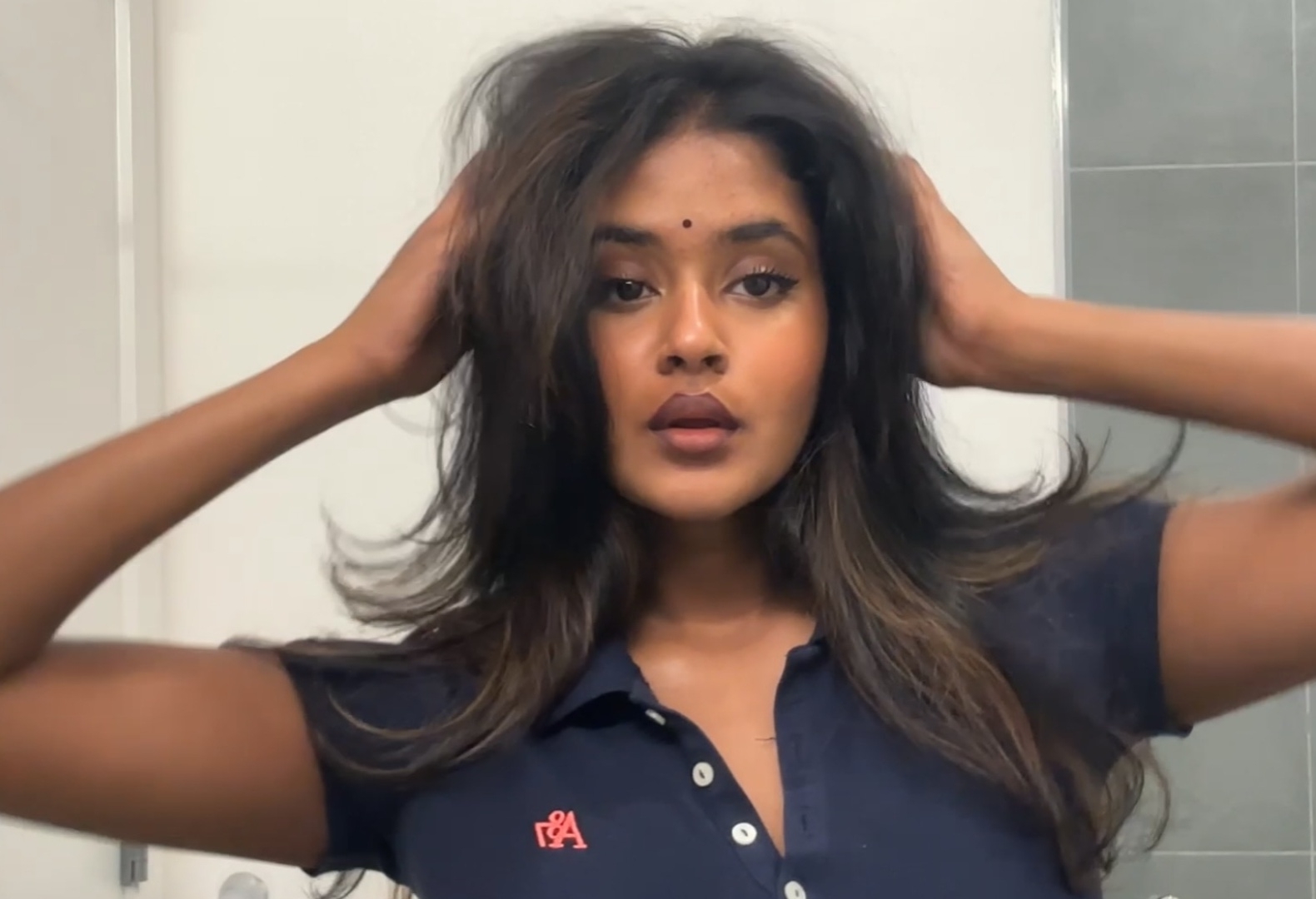 Oviya Santhakumar