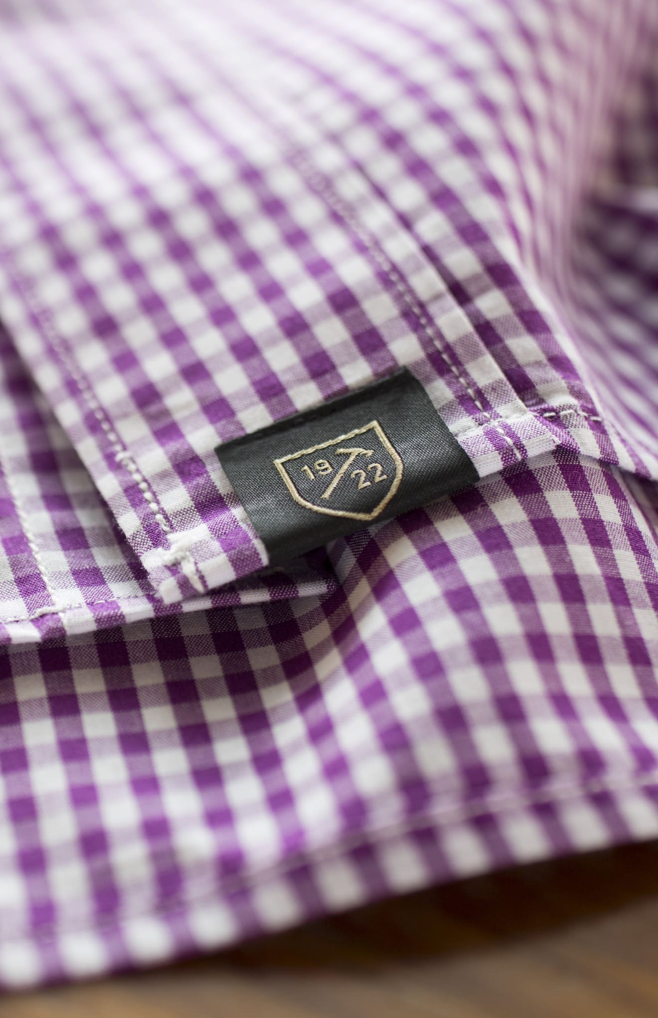 Allen Edmonds Logo on Shirt