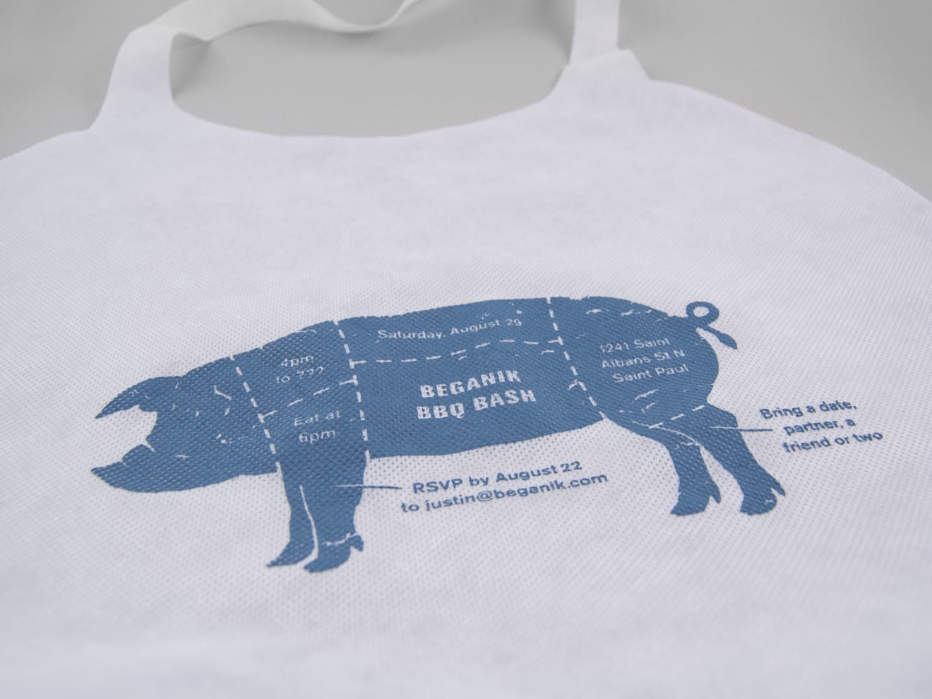 Beganik BBQ Bash Invitation, Rib Bib Detail