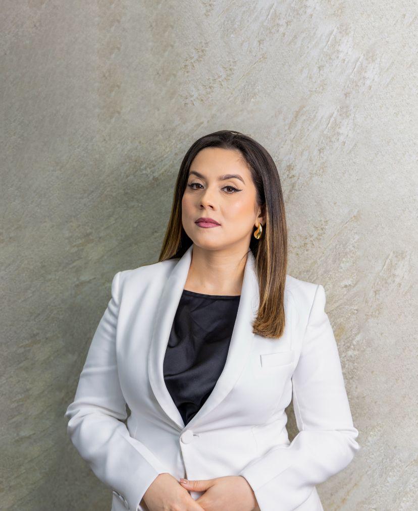 Dra. Raquel Olivares Felipe