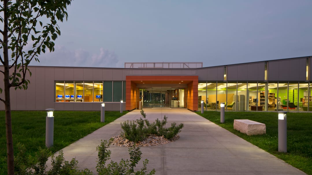 columbus metropolitan library interiors