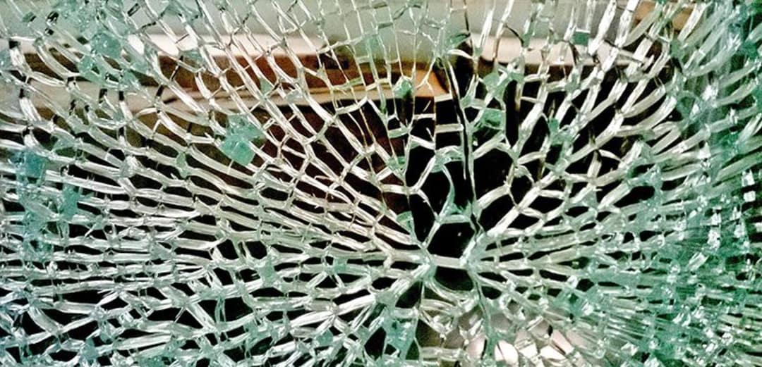 the-spontaneous-breakage-of-tempered-glass-aia