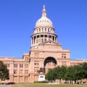 Texas_State_Capitol_building-front_left_front_oblique_view-wikicommons
