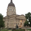 727px-Kansas_Statehouse_2015