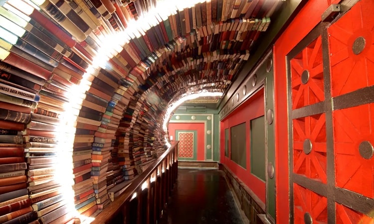 The Last Bookstore