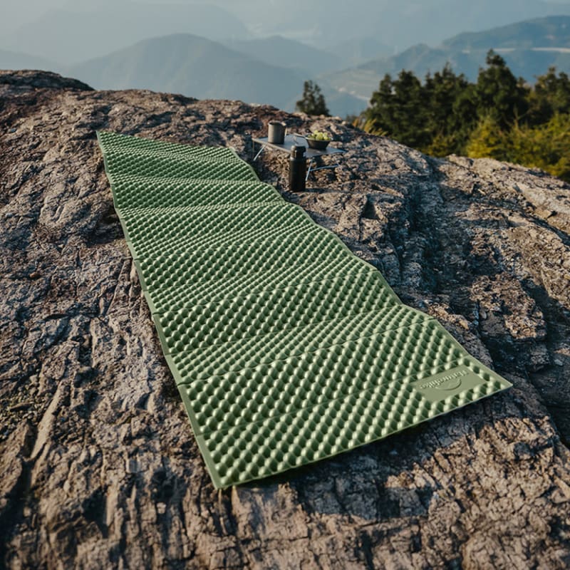 Килимок туристичний складаний Naturehike CNK2450WS044 IXPE 195 × 60 × 1.8 см – Оливковий — фото 6