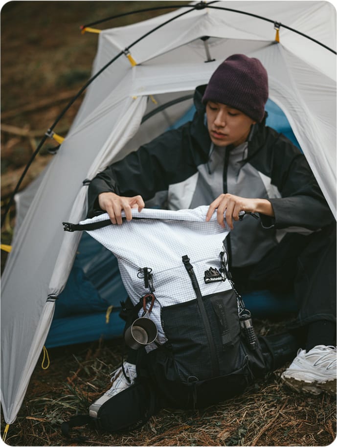 Рюкзак туристичний Naturehike Helium CNK2300016 30+, 30 л – Чорний — фото 4