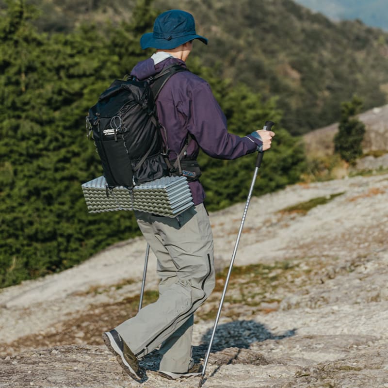 Килимок туристичний складаний Naturehike CNK2450WS044 IXPE 195 × 60 × 1.8 см – Оливковий — фото 5
