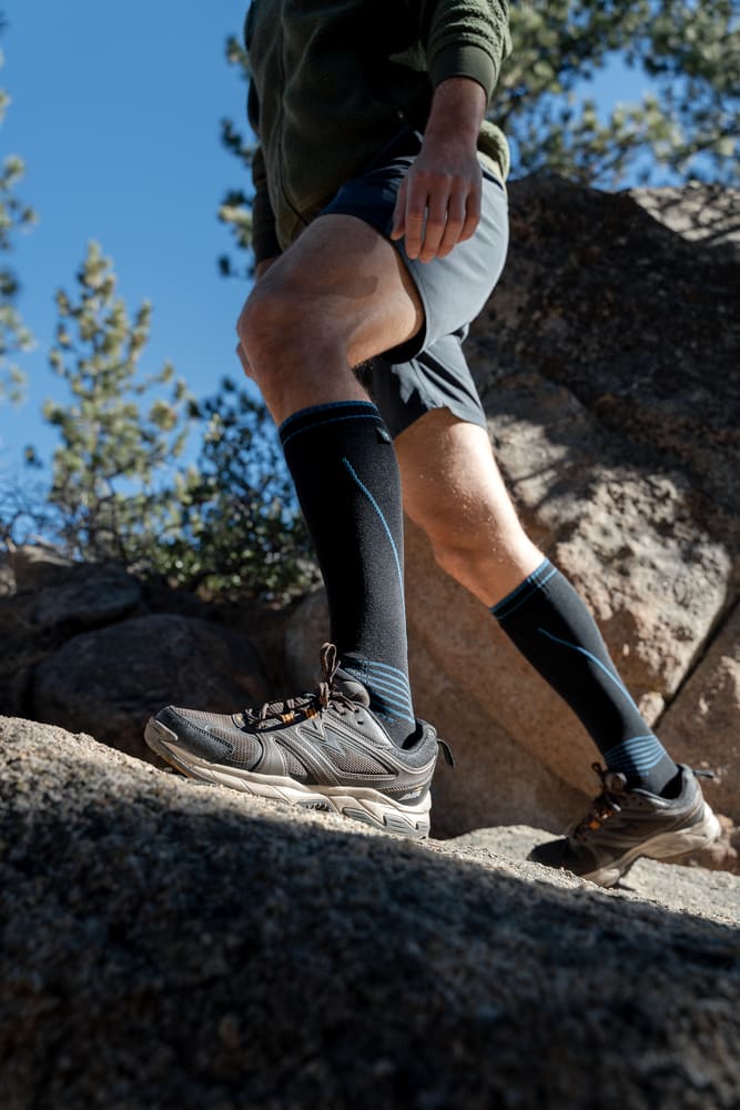 Водонепроникні шкарпетки DexShell Longlite Socks 2.0 блакитні полоски, розмір XL (47-49), чорний, блакитний – фото 3