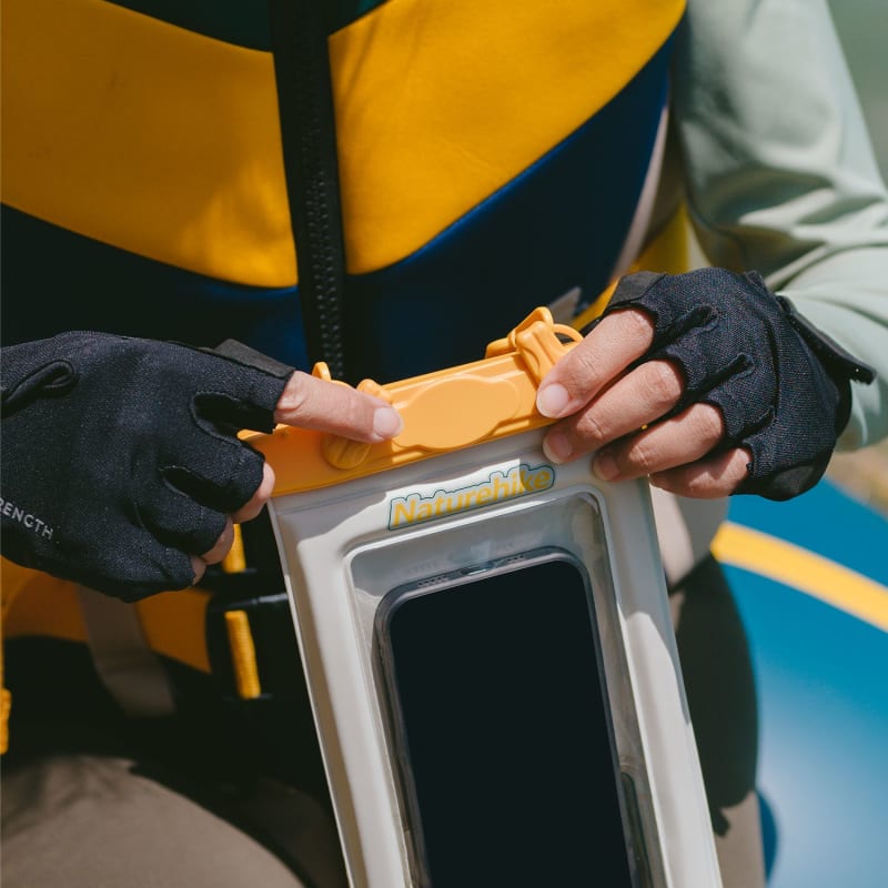 Водонепроникний чохол для телефону Naturehike CNK2300BS015 — Темно-Зелений — фото 6