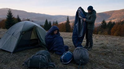 Осінній спальник: як не змерзнути і не переплатити