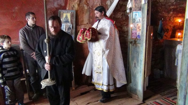 ЛИТУРГИЯ НА РОЖДЕСТВЕНСКОЙ КЕЛЛИИ