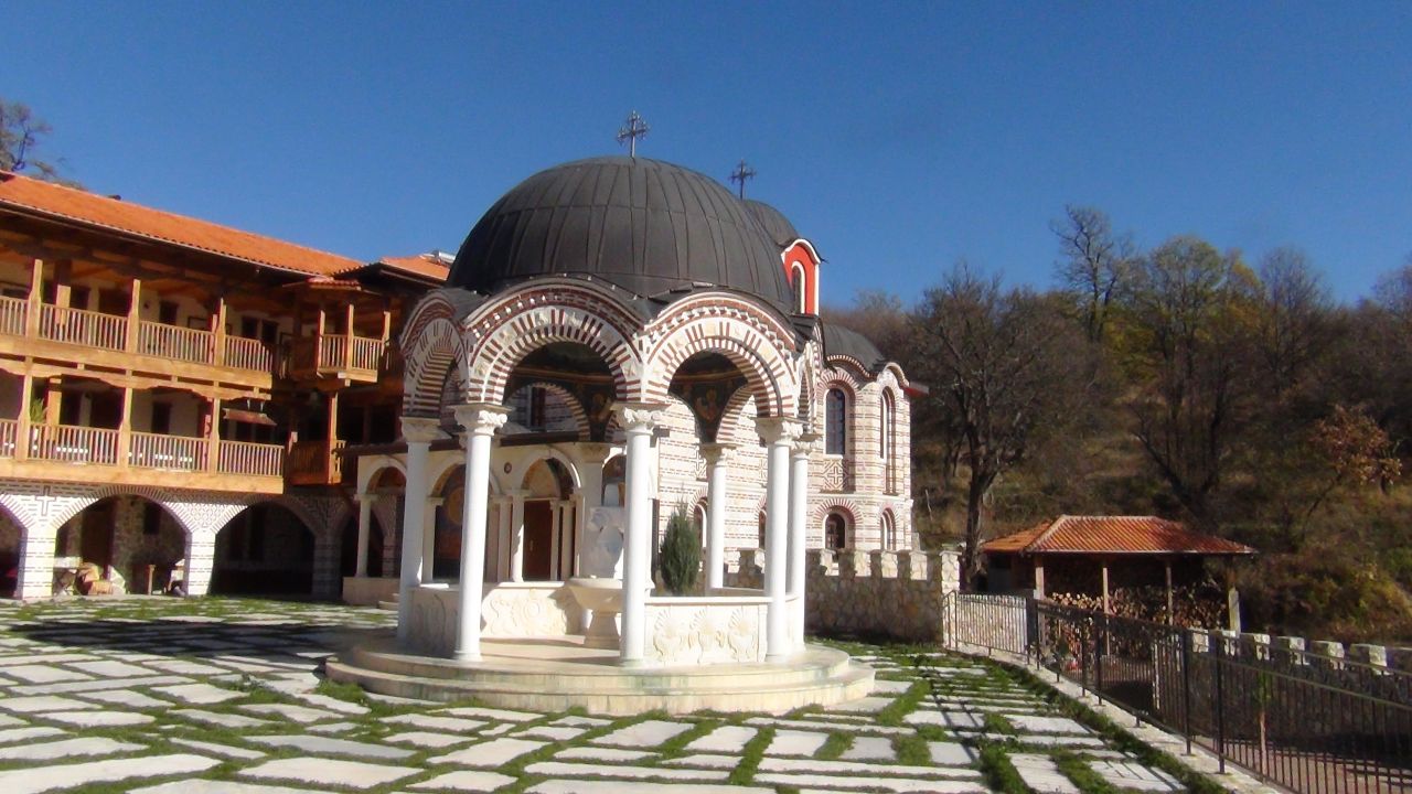 ПРЕСТОЛЬНЫЙ ПРАЗДНИК В БОЛГАРСКОМ МОНАСТЫРЕ