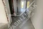 YASİN EMLAK'TAN AYRI MUTFAK EBEVYN BANYOLU 2+1 SATILIK - Küçük Fotoğraf 11