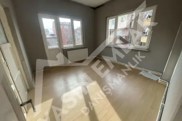 AVM'YE , OKULA ÇARŞIYA YÜRÜME MESAFESİNDE KİRALIK 3+1