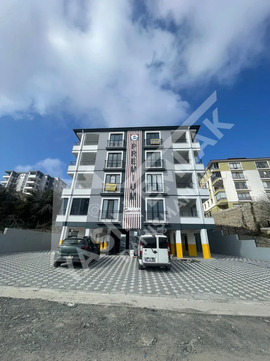 ÇAVDARLI MEVKİİ AYRI MUTFAK&EBEVEYN BANYOLU 2+1 - Fotoğraf 1