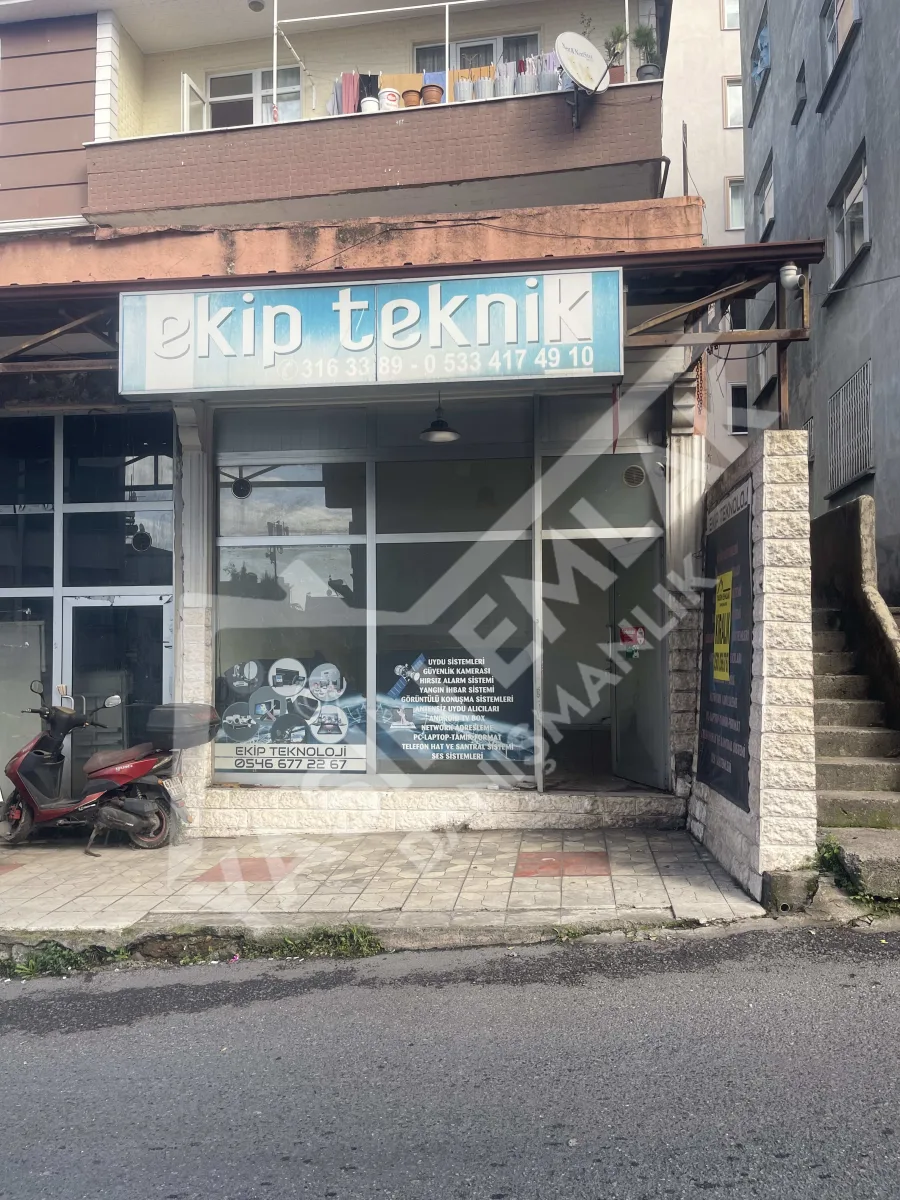 Çarşı içinde kiralık dükkan&büro  - Fotoğraf 1