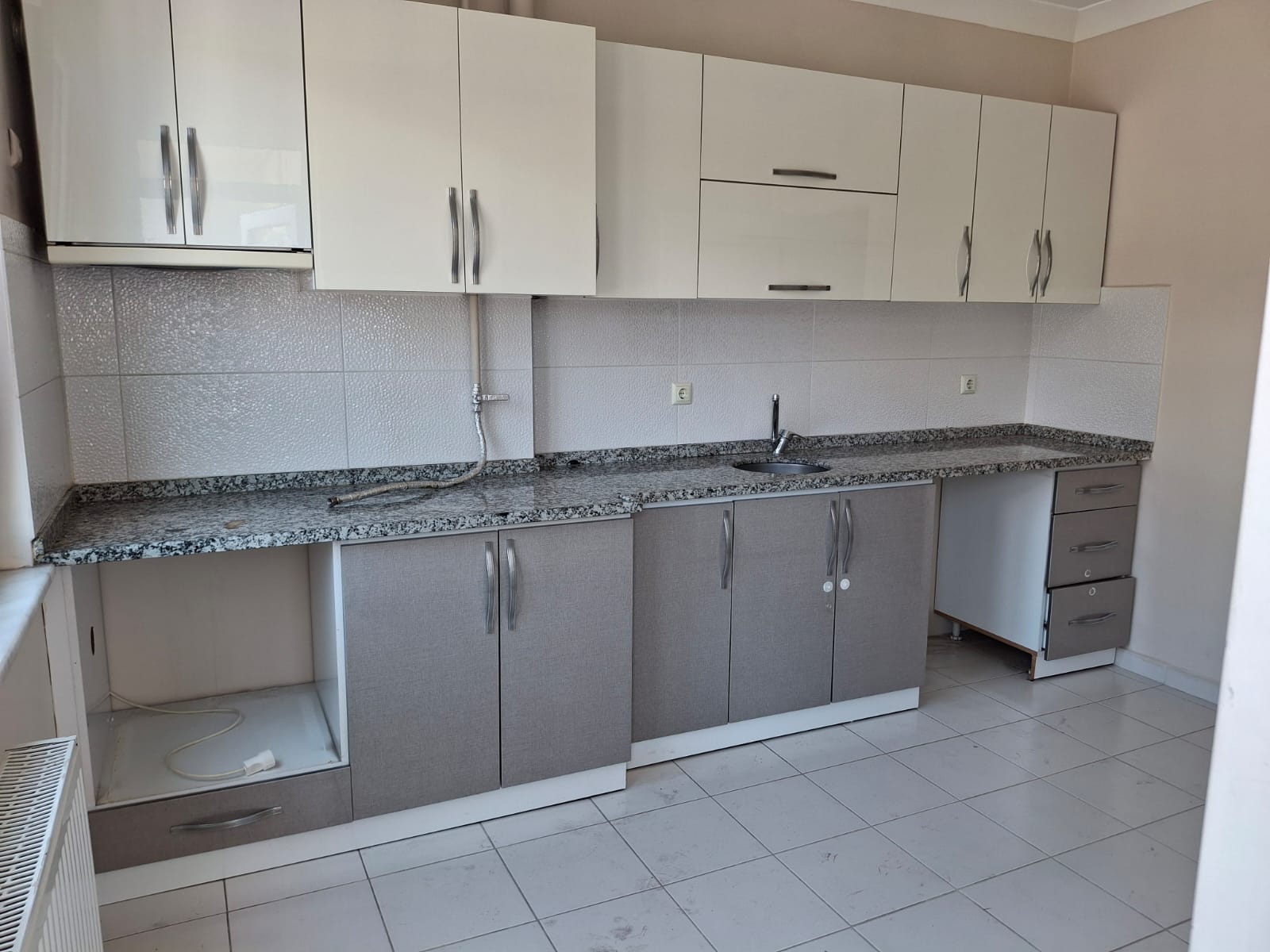 Çarşı içi kiralık 3+1 - Küçük Fotoğraf 3