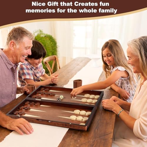 Vue 4 de Ensemble De Backgammon En