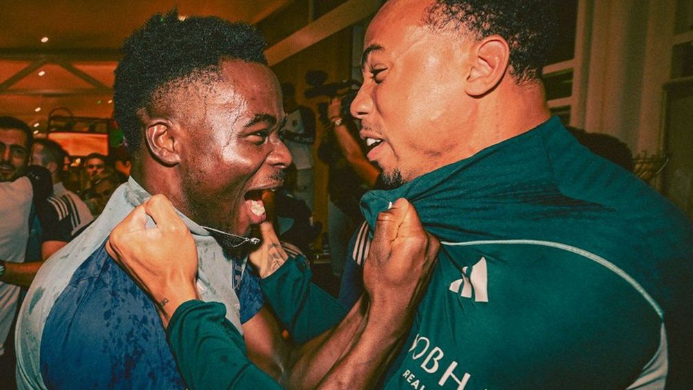 Arsenal-Stars verspotten Zweifler, während sie ihren Titelgewinn feiern: Wer lacht jetzt?