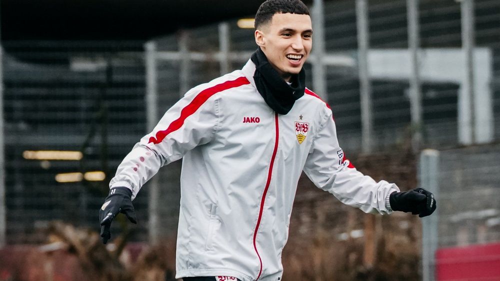 Stuttgart maakt El Khannouss-transfer permanent na Leicester's tweede degradatie