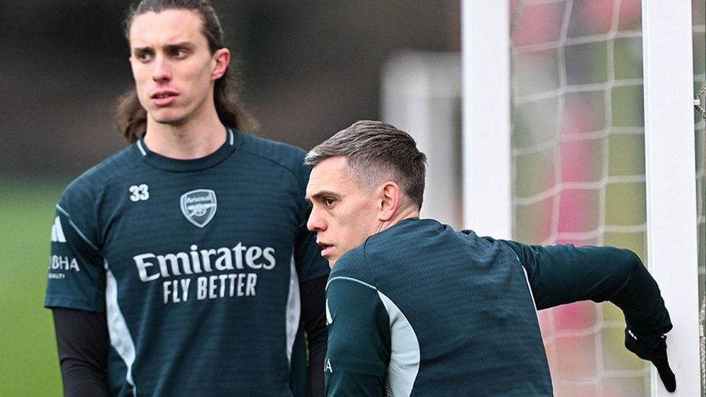 Mourinho demande Calafiori alors que le Real Madrid vise le défenseur polyvalent d'Arsenal