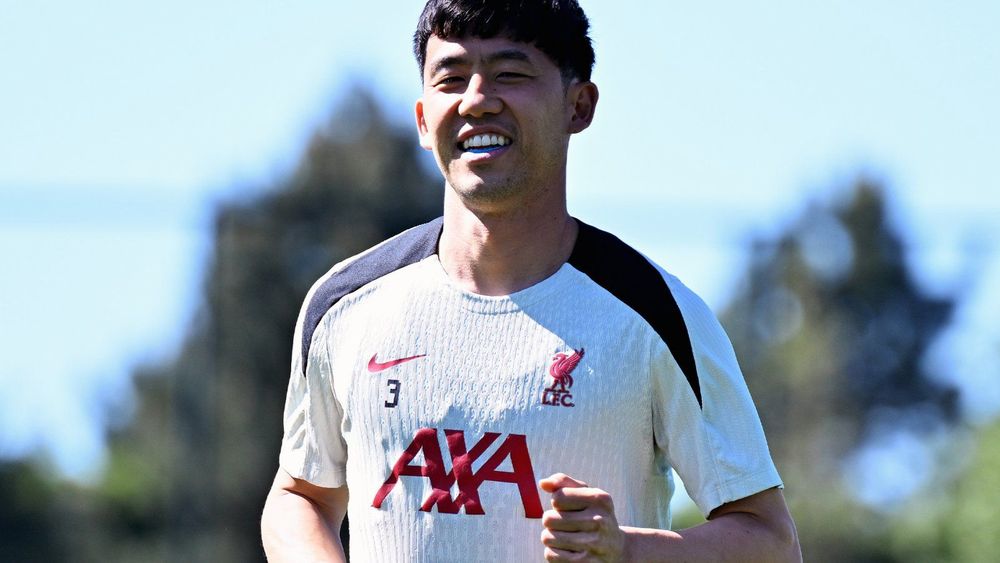 Liverpool favourite Endo declares shock retirement three days before Japan World Cup opener