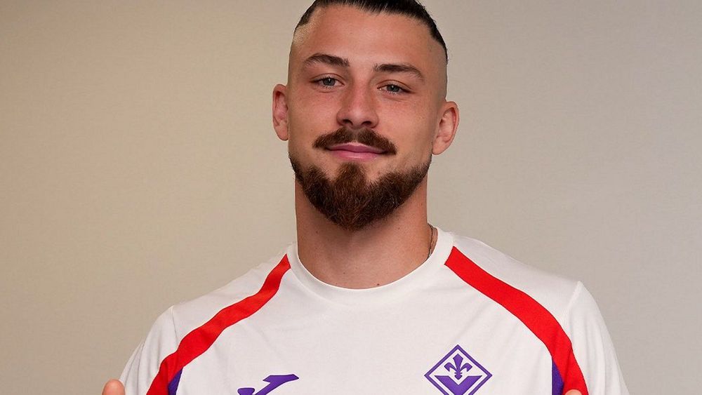 Le défenseur des Spurs Dragusin retourne en Italie en prêt à la Fiorentina
