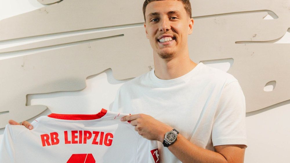 RB Leipzig complete €32m capture of centre-back Estève