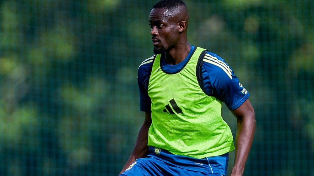 Columbus Crew signe l'ancien défenseur de Man United Bailly