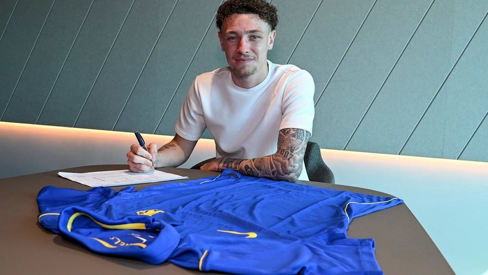 Chelsea sign Wigan teenager Harrison Bettoni as director explains deal