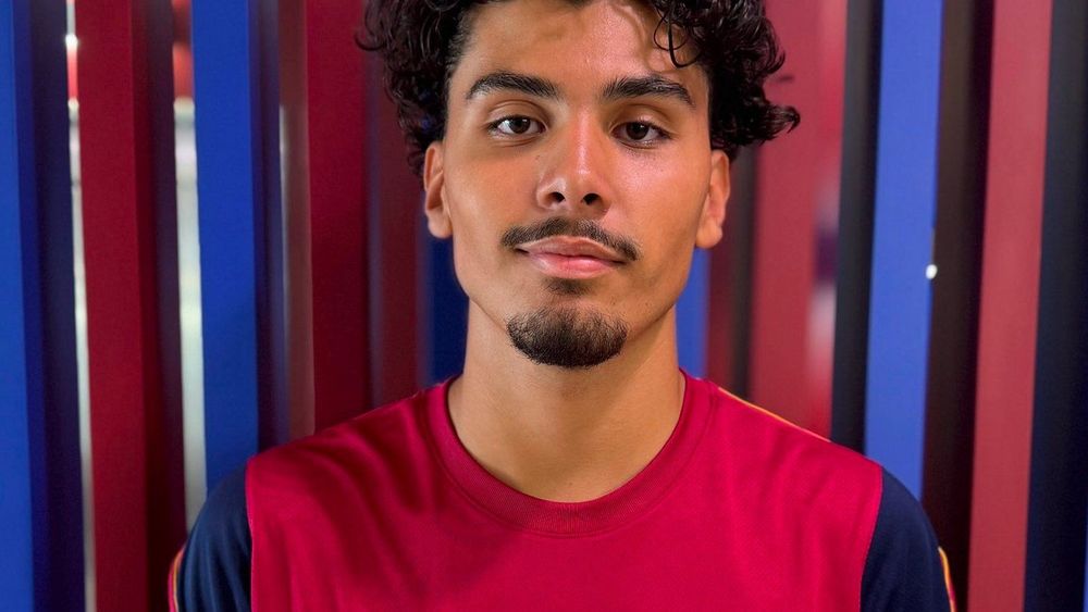 Barcelona beat Newcastle and PSG to sign 17-year-old El Maimouni