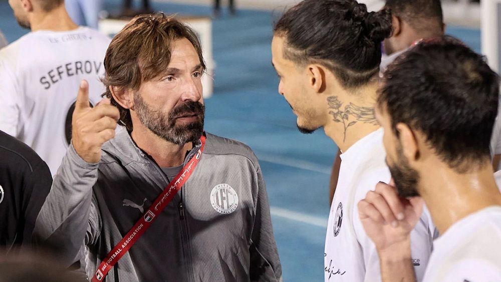 Pirlo prêt à être nommé entraîneur de l'Italie après le refus de Guardiola