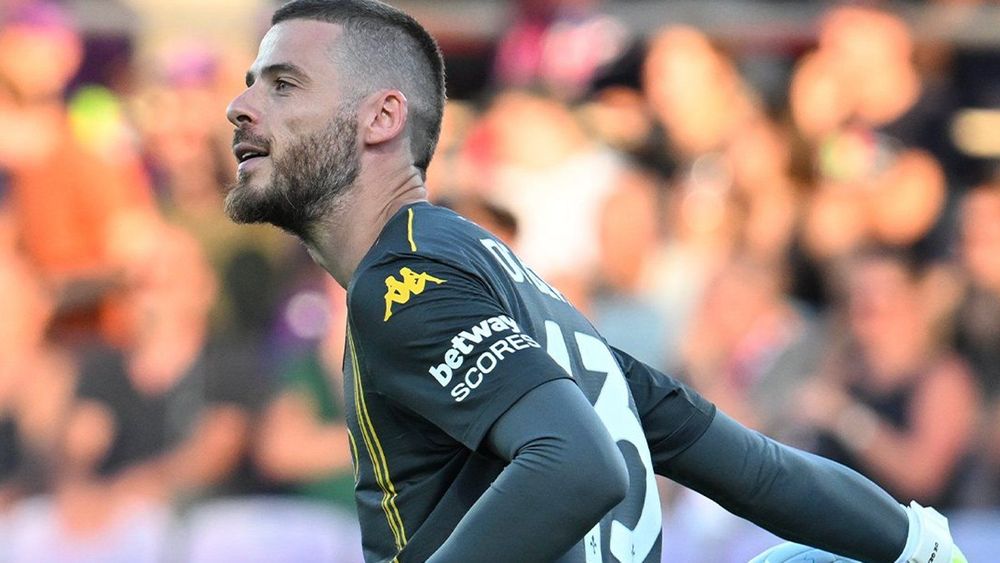 Fiorentina keeper De Gea reflects on captaincy in centenary year