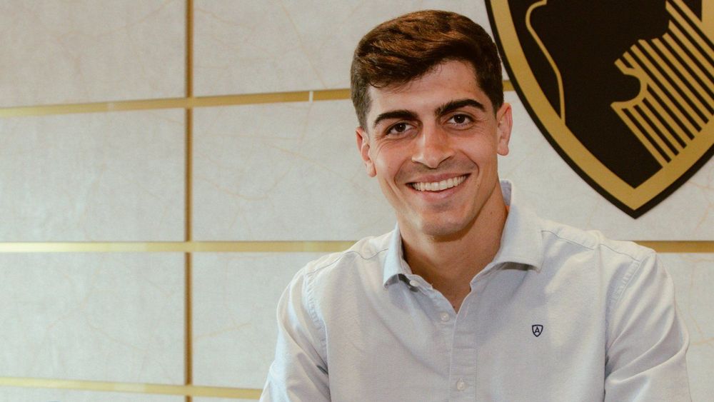 Bournemouth verpflichtet Juanlu Sanchez, während Araujo sich einer Operation unterzieht